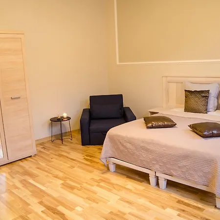 Apartment, Barons Promenade With Parking Apartamento *